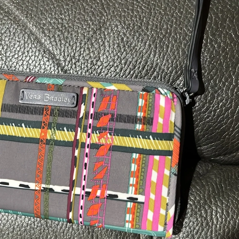 Vera Bradley midtown RFID wristlet in city plaid